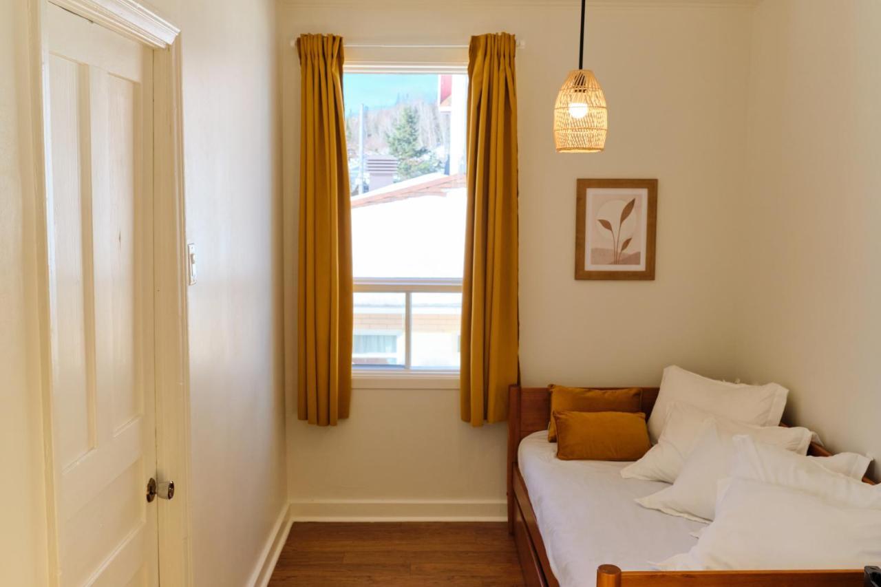 Auberge Du Dimanche - Hotel - Fjord-Du-Saguenay - L'Anse-Saint-Jean - Riviere-Eternite Riviere Eternite Luaran gambar